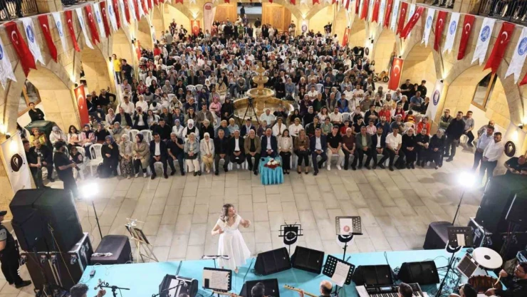 Çorum'da Aşık Mahzuni Şerif Türkülerle Anıldı