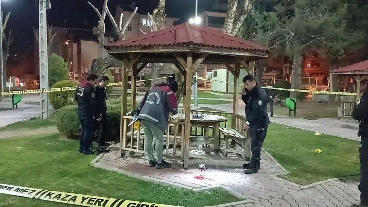 Çorum'da Feci Olay: Silahlı Saldırıya Uğrayan Gencin Bacakları Ampute Edildi