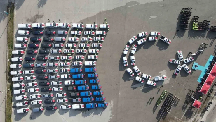 123 Yeni Araç Törenle Teslim Edildi