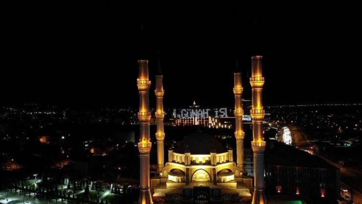 Çorum'da Kadir Gecesi Dualarla İdrak Edildi