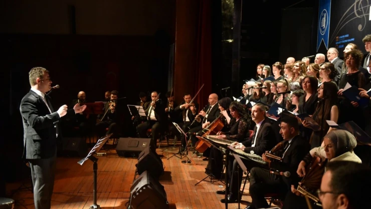 Kulakların Pası Türk Sanat Müziği İle Silinecek