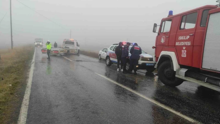 Çorum'da Sis Trafik Kazasına Sebep Oldu