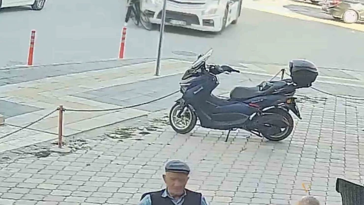 Çorum'da Tırın Altında Kalan Bisikletli Çocuk Hayatını Kaybetti