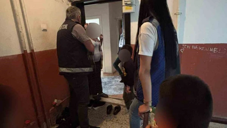 Zabıta Ekipleri Dilendirilen Çocuklar İçin Harekete Geçti