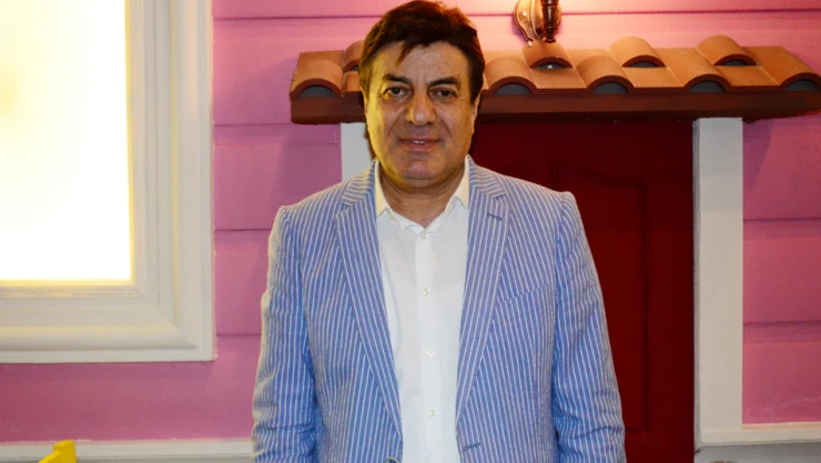 Coşkun Sabah hayranlarını mest etti