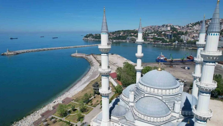 Uzun Mehmet Camii, 4'üncü Yıldönümünü Kutluyor