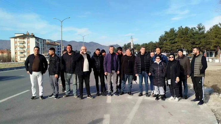 Yol Genişletme Çalışmasına Vatandaşlar Tepki Gösterdi