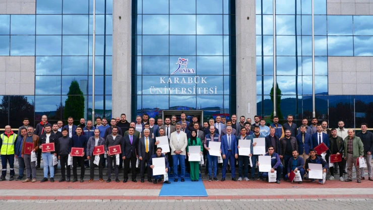 Depremde görev alanlara teşekkür belgesi