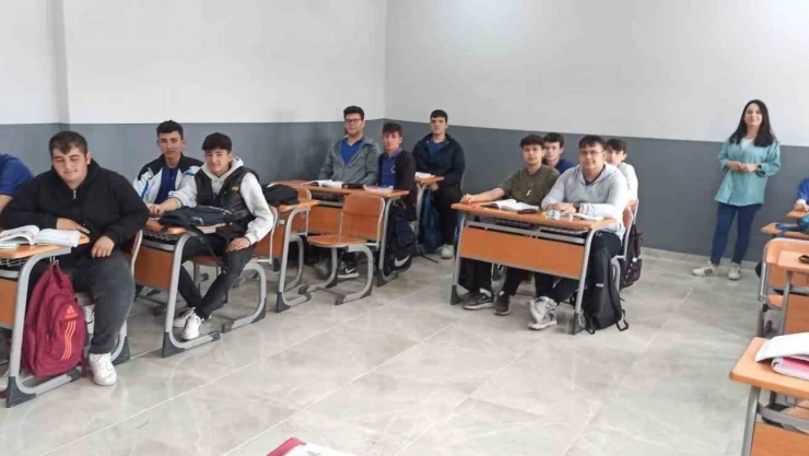 Devrek Meslek Lisesi Binası Yenilendi