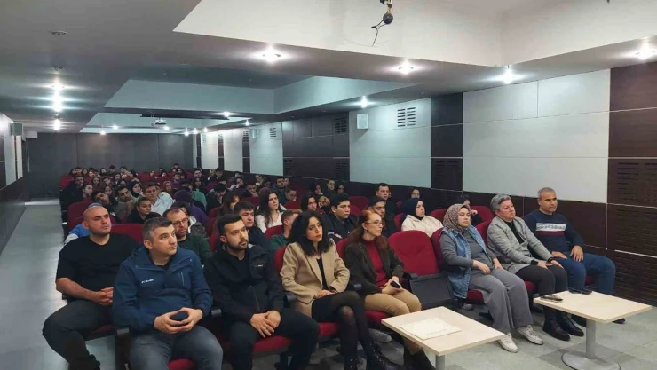 Madde Bağımlılığı Konferansı Düzenlendi