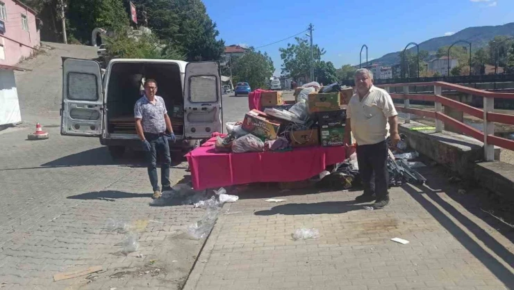 Devrek'te Alışveriş Stantları Kapandı