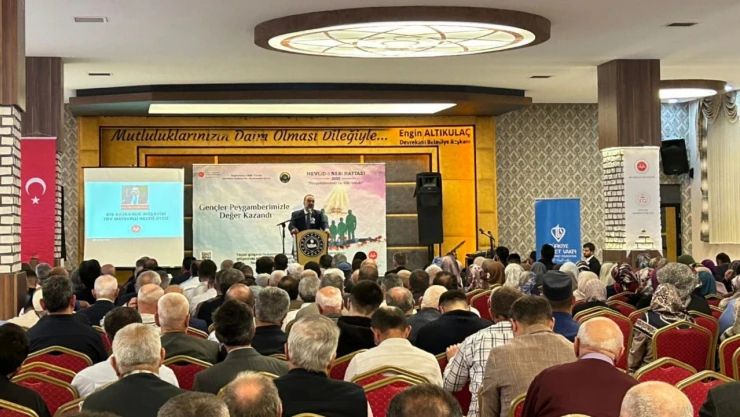 Devrekani'de 'Hz. Peygamber ve Aile Ahlakı' Konferansı