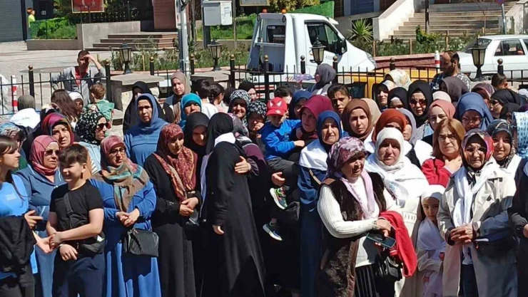 Devrekli Umreciler Kutsal Topraklara Uğurlandı