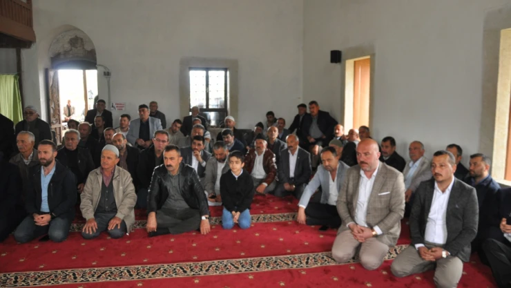 Divan Mevlidine Büyük Katılım