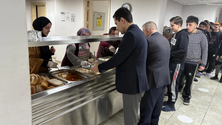 Doğanyurt'ta İftar Programı Düzenlendi