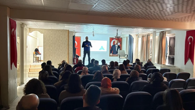 Doğanyurt'ta Kamu Personeline Yangınla Mücadele Eğitimi