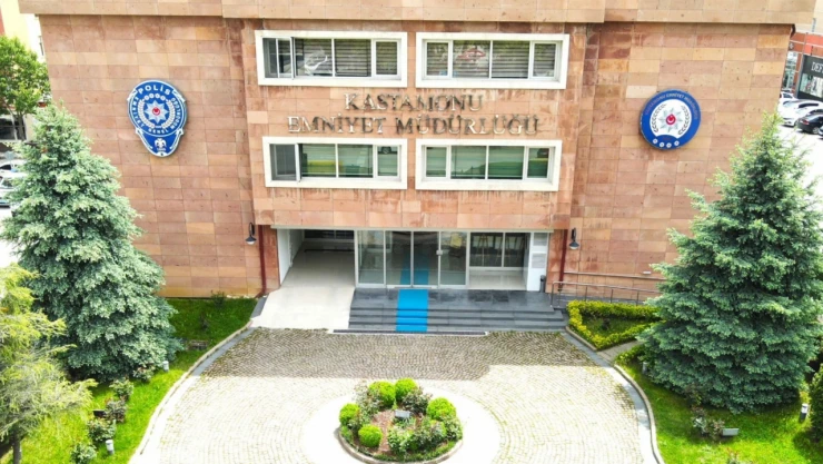 Dolandırıcılık Suçundan Aranıyordu, Yakalandı!