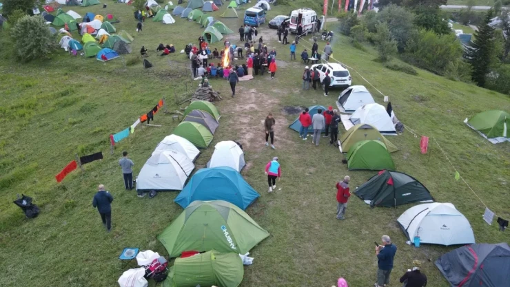 Ecevit Hanı - İstiklal Yolu