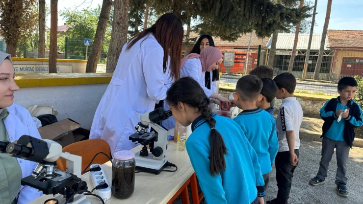 Eğitim Fakültesi Çocuklarla Buluştu