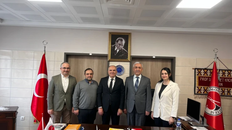 Eğitim Fakültesi Dekan Yardımcılığında Görev Değişimi