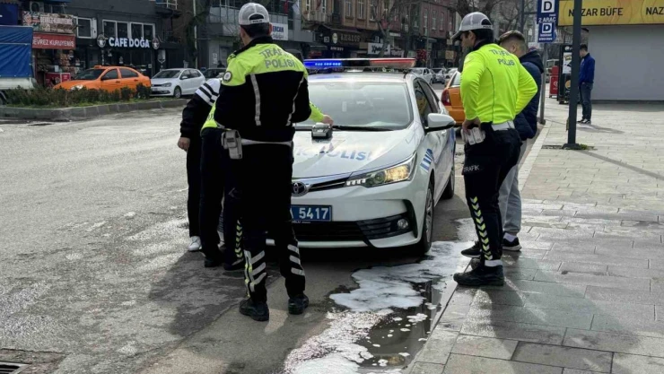 Ehliyetsiz Araç Kullanan Sürücüye Ceza Yağdı