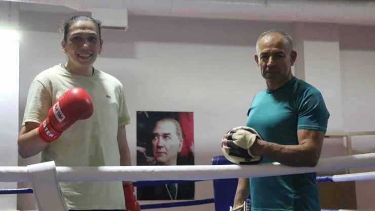 Elif Güneri: 'Hedefim Kız Çocuklarına İlham Kaynağı Olmak'