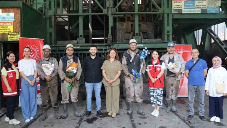 En güzel Babalar Günü: Ocaktan Çıkıp Ailelerine Koştular