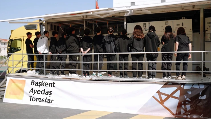 Enerjisa Teknolojisini Öğrenciler İle Buluşturuyor