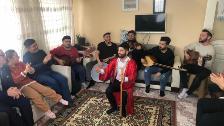 Engelli Nurcan'a Doğum Günü Sürprizi