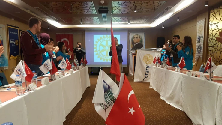 Engelliler RYLA'sı başladı