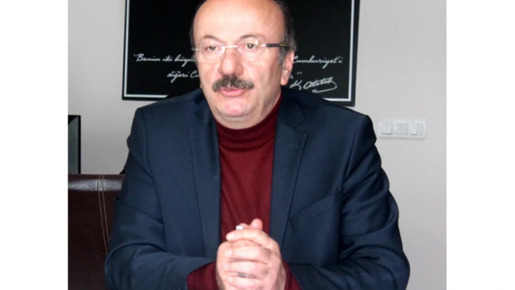 'Evet ve Hayır kampanyaları eşit şartlarda yarışmıyor'