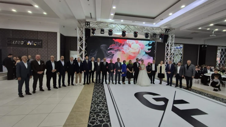 Fatih Emre İle Gizem Evlendi