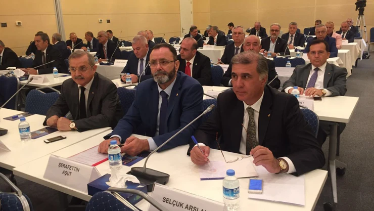 'Finansmanda faizler düşürülmeli'