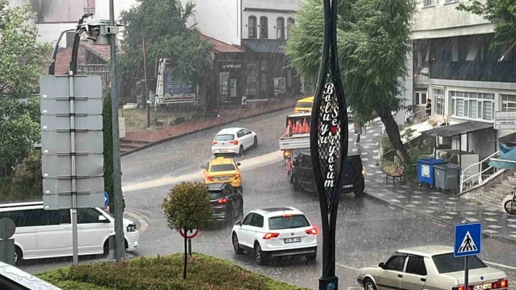 Fındık Büyüklüğünde Dolu Yağdı