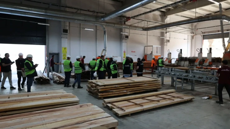 Fransız Heyeti İncelemelerine Devam Ediyor