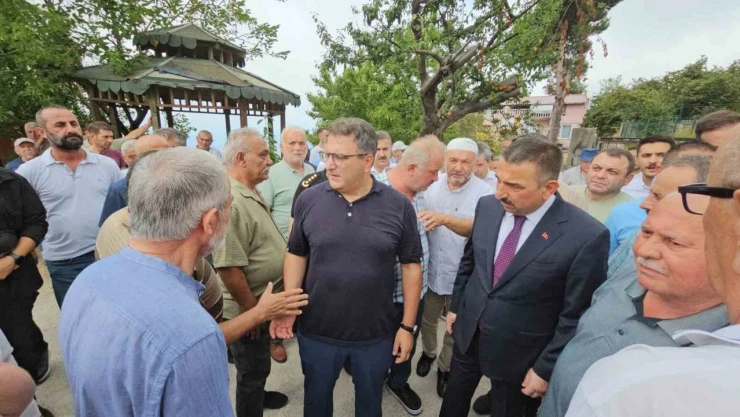 Gazeteci Cem Küçük'ün Babası Son Yolculuğuna Uğurlandı