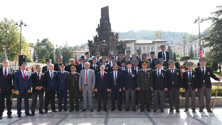 Gazilerin, Şeref ve Kahramanlık Günü kutlandı