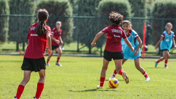 Geleceğin 33 Yıldız Futbolcu Adayı Belli Oldu