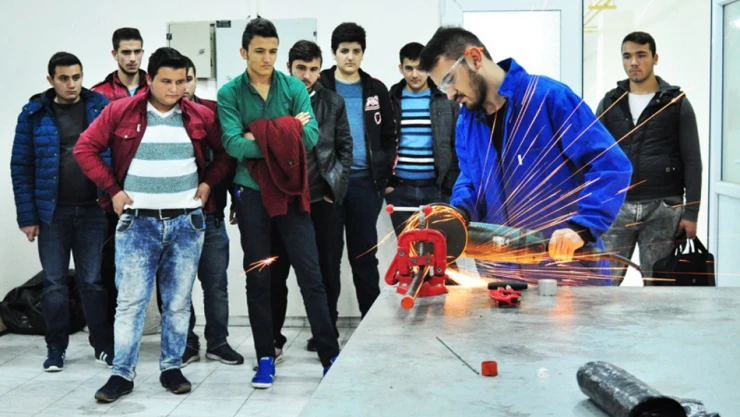 Geleceğin Otomotiv Mühendisleri Abana'da yetişiyor