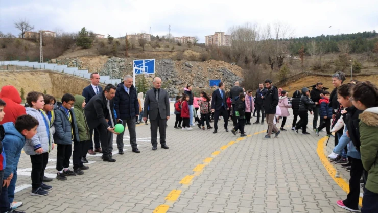 Geleneksel Çocuk Oyunları Etkinliği Düzenlendi