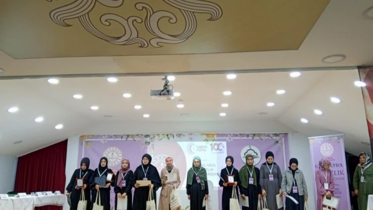 Genç Hafızlar Yarıştı