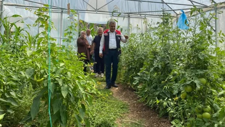 Genç Kadın Çiftçi Ziyaret Edildi