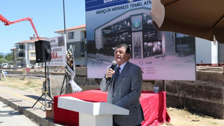 Gençlik Merkezi İçin Temel Atma Töreni