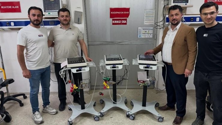 Gerze Devlet Hastanesi'ne 12 Kanallı Dijital EKG Cihazı