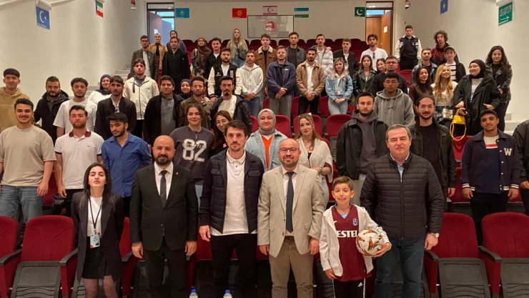 GMG KSK Teknik Direktörü Keleş Öğrencilerle Buluştu