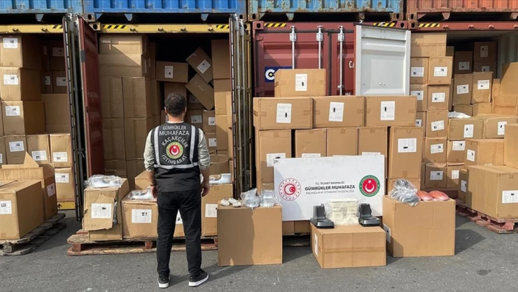 Gümrüklerde 41,7 Milyar Liralık Kaçakçılık Engellendi