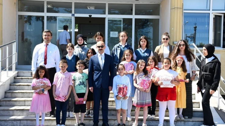 Gümüş balıklar ödüllerini aldı