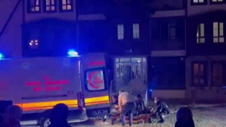 Yaşlı Kadın, Evinde Baygın Halde Bulundu