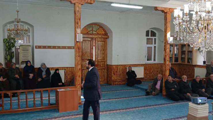 Hac Yolcuları Bilgilendirildi