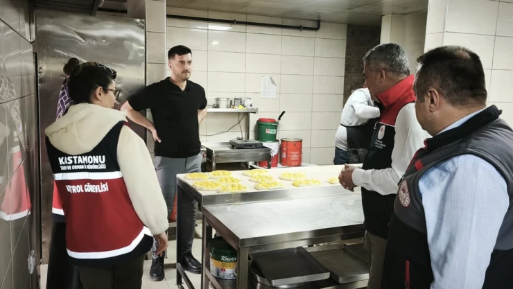 Halk Sağlığı Emin Ellerde!